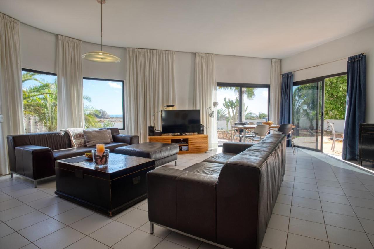 Villa Paradise Beach Giniginamar Exterior photo