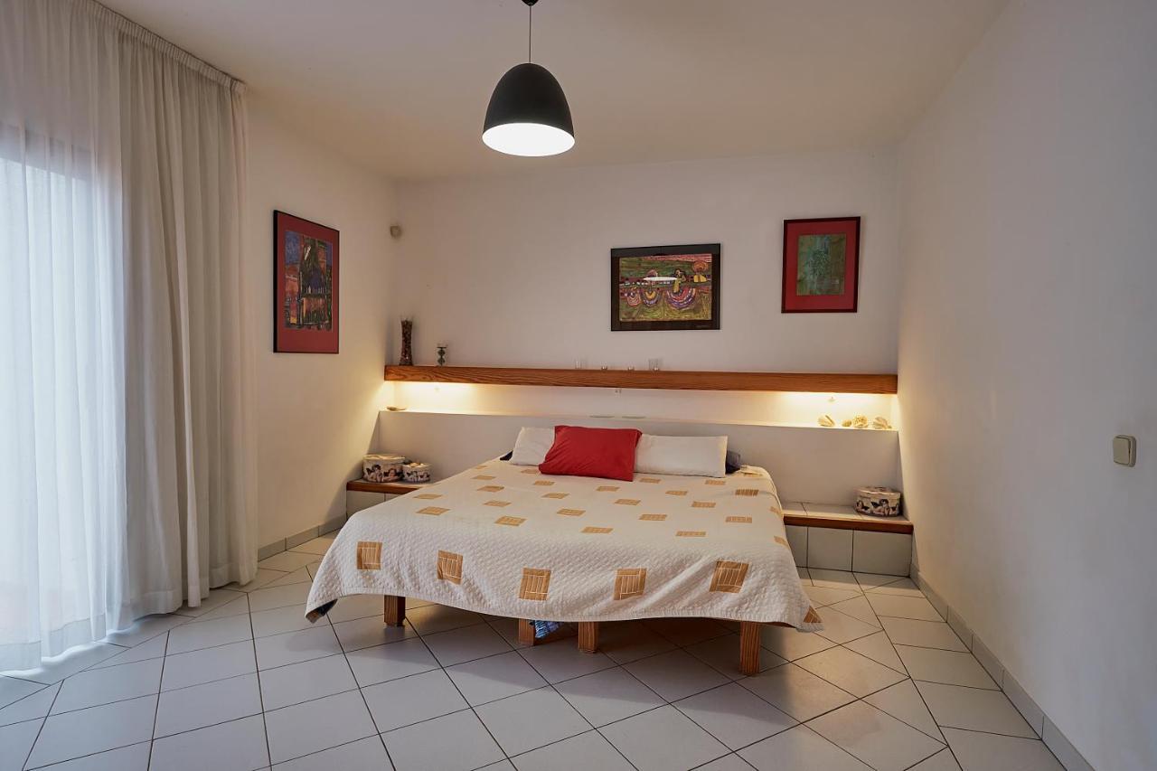 Villa Paradise Beach Giniginamar Exterior photo